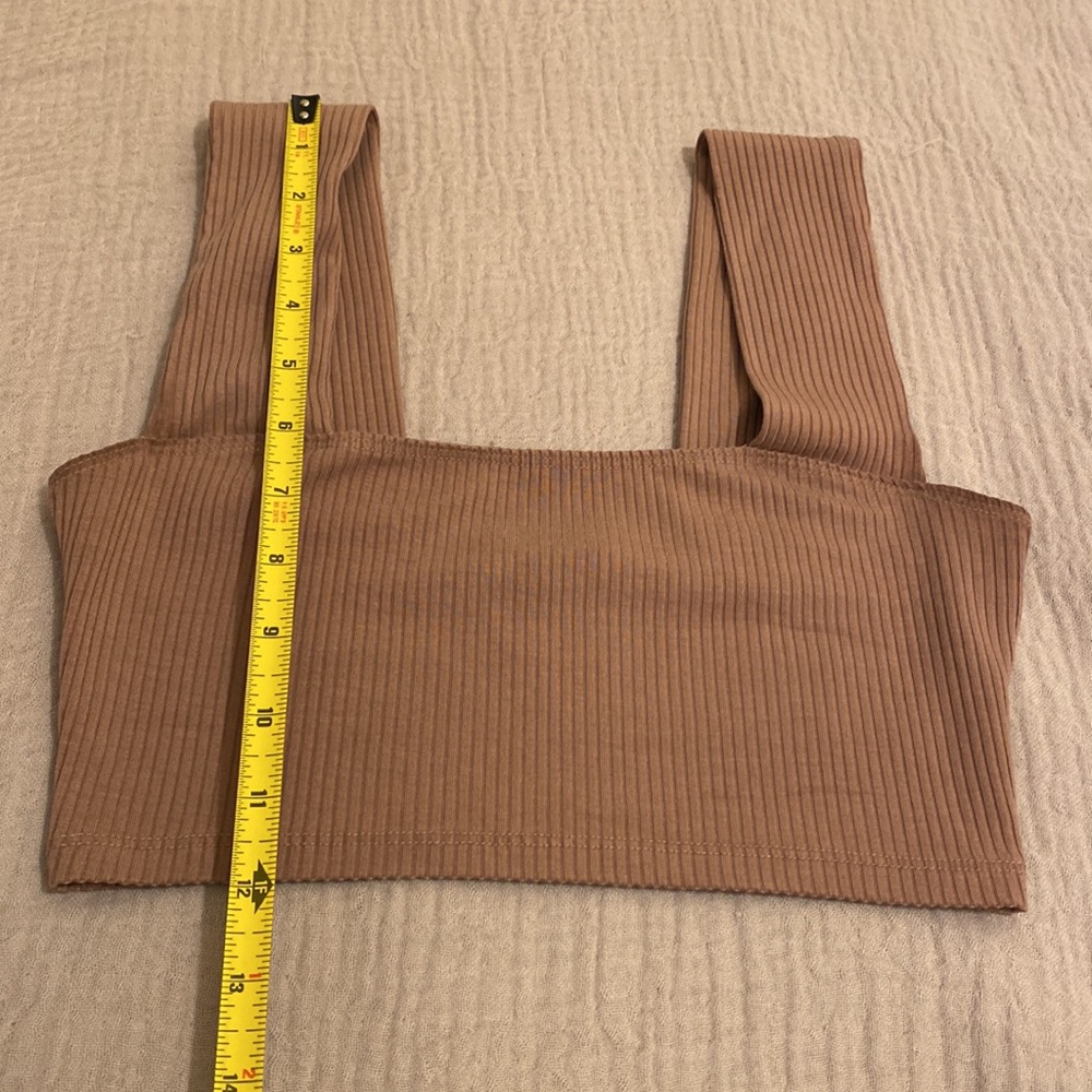 Reformation Ribbed Square-Neck Crop Tank in Warm Brown. Size XS - Picture 2 of 7